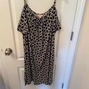 Chic Black and White Patterned Dress